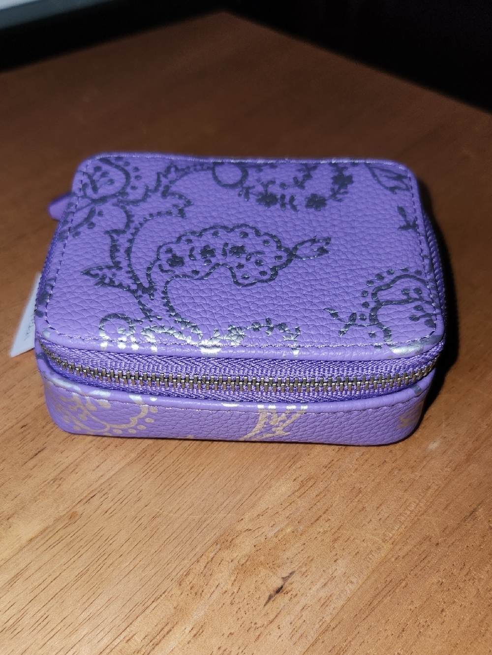 Vera Bradley Essential Travel Pill Case Cotswolds Dahlia Purple Faux Leather